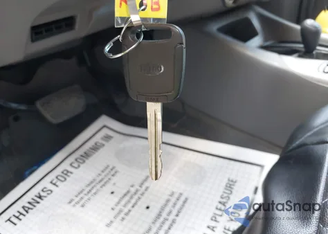 2003 Toyota Sequoia Limited V8 from USA, damaged, VIN 5TDBT48A43S171811